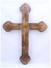 Traditional Scalloped Wood Wall Cross