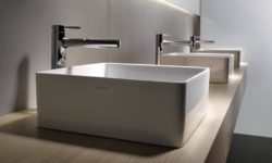 Modern Bath Décor