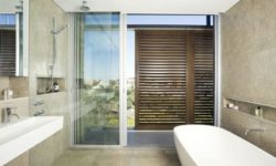 Reaching Spa-Like Look for Your Bathroom