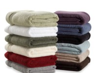 Practical Bath Décor Ideas: Expecting a Company